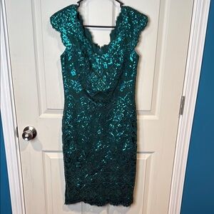 Tadashi Shoji Elegant Green Sequin Dress